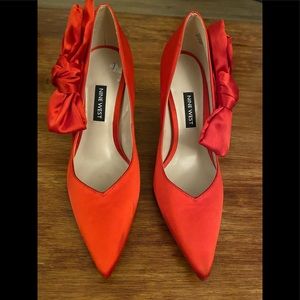 Nine West women’s red shoes
